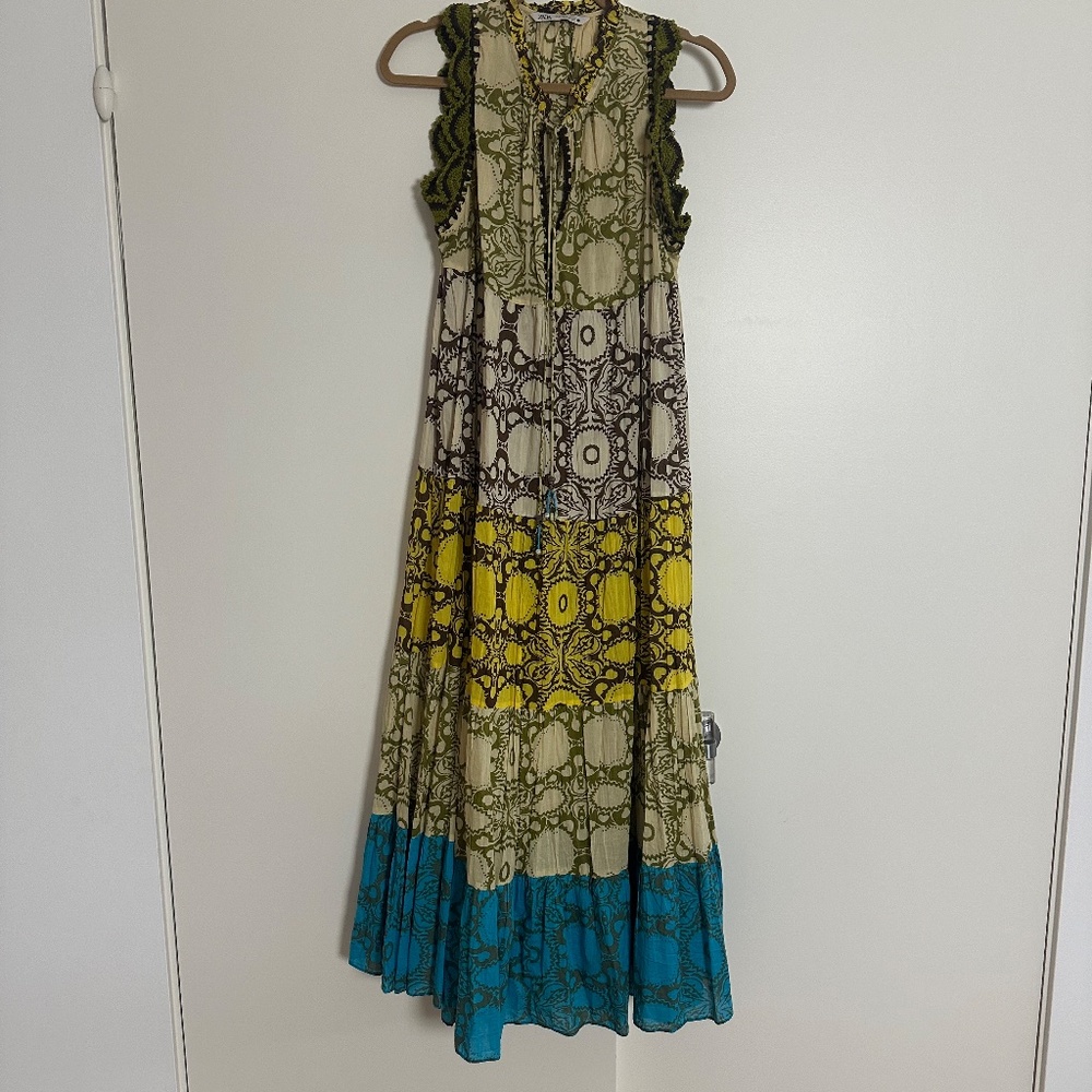 Zara Cotton and Crochet Multicolored Midi dress Sz M - NWOT - Picture 2 of 7